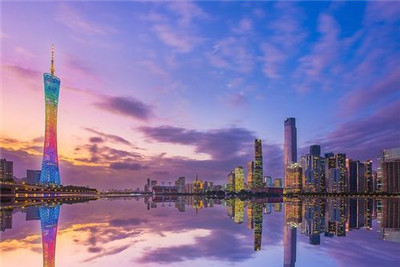 深圳夜场招聘模特的机会与挑战